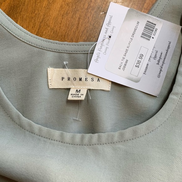 Promesa Ruffle Sleeve,Back Neckline Tie, Soft Sage Green Dress, New With Tags, M - Picture 5 of 11